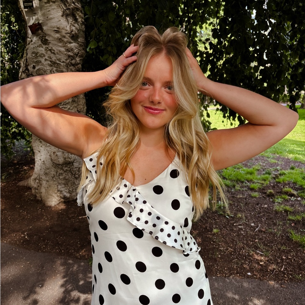 Meet your Posher, Jillian